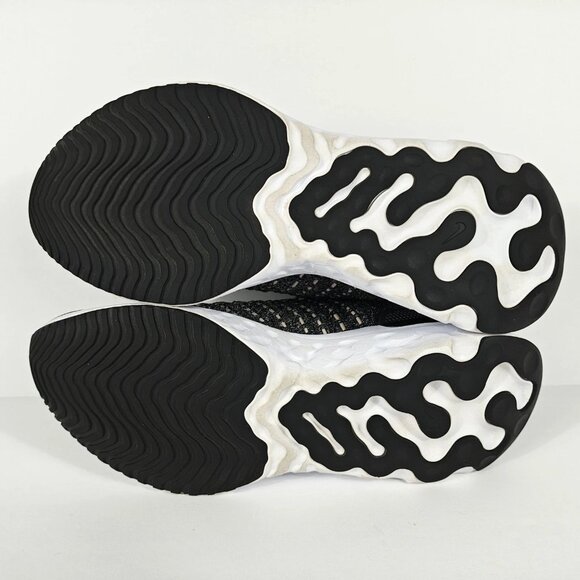 Nike React Phantom Run Flyknit 2 Womens 6.5 White Black Running Shoes CJ0280-002 - Picture 13 of 16